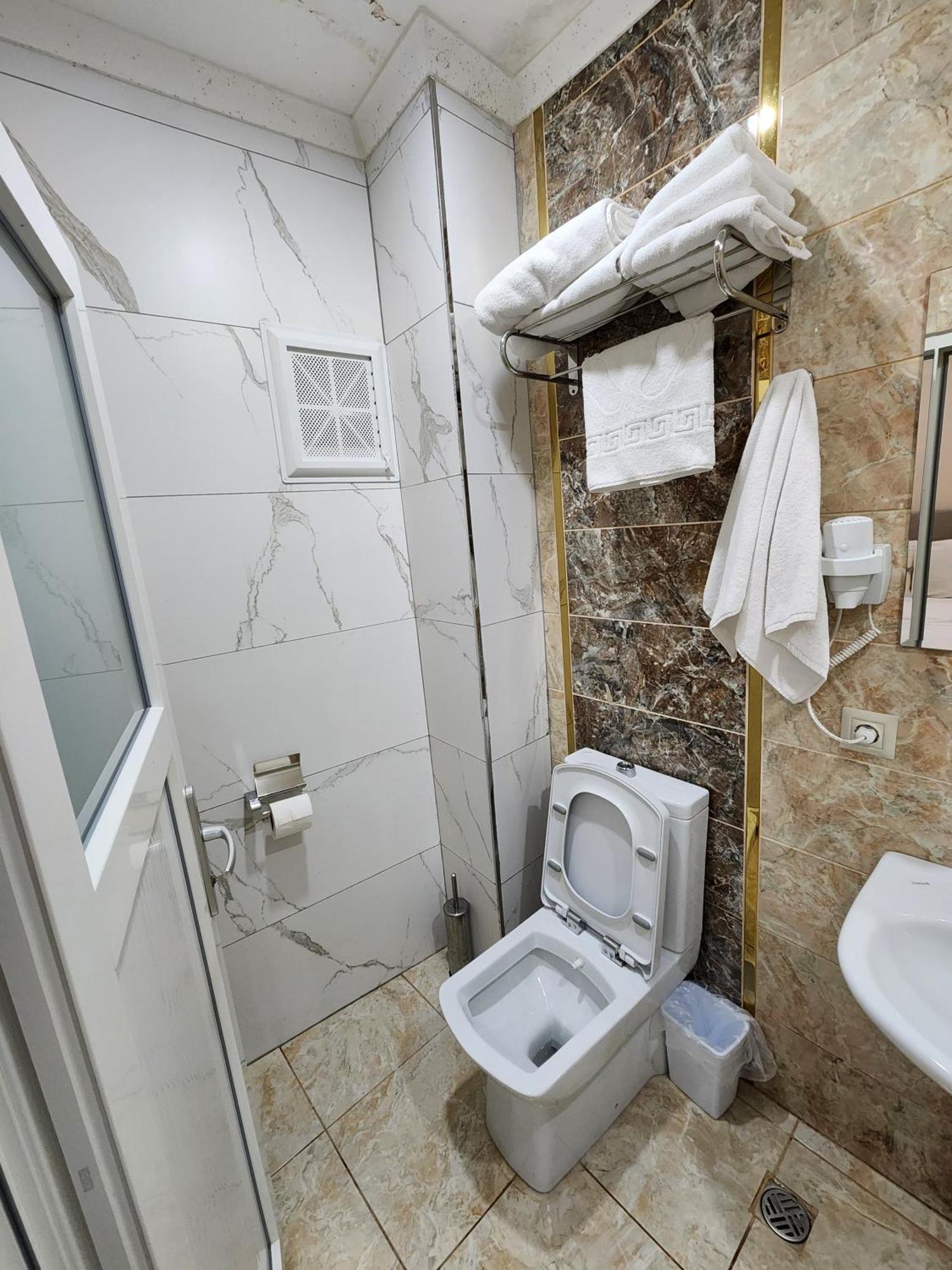 Esa Apart Hotel Τραμπζόν Εξωτερικό φωτογραφία